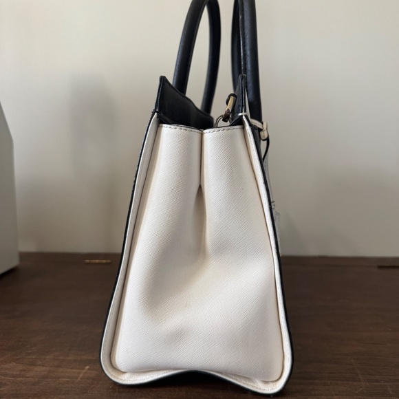 Kate Spade New York Medium Satchel Cameron Street - Picture 5 of 9